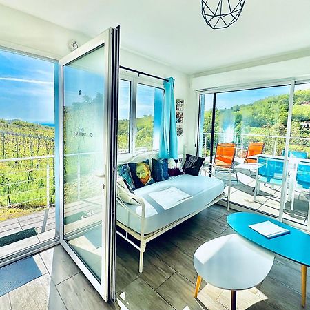 Janea Big Blue House Apartment Reichsfeld ภายนอก รูปภาพ
