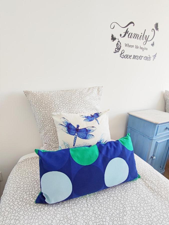 Janea Big Blue House Apartment Reichsfeld ภายนอก รูปภาพ