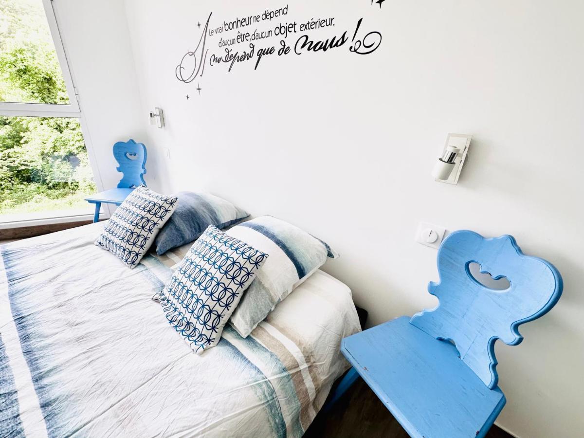 Janea Big Blue House Apartment Reichsfeld ภายนอก รูปภาพ