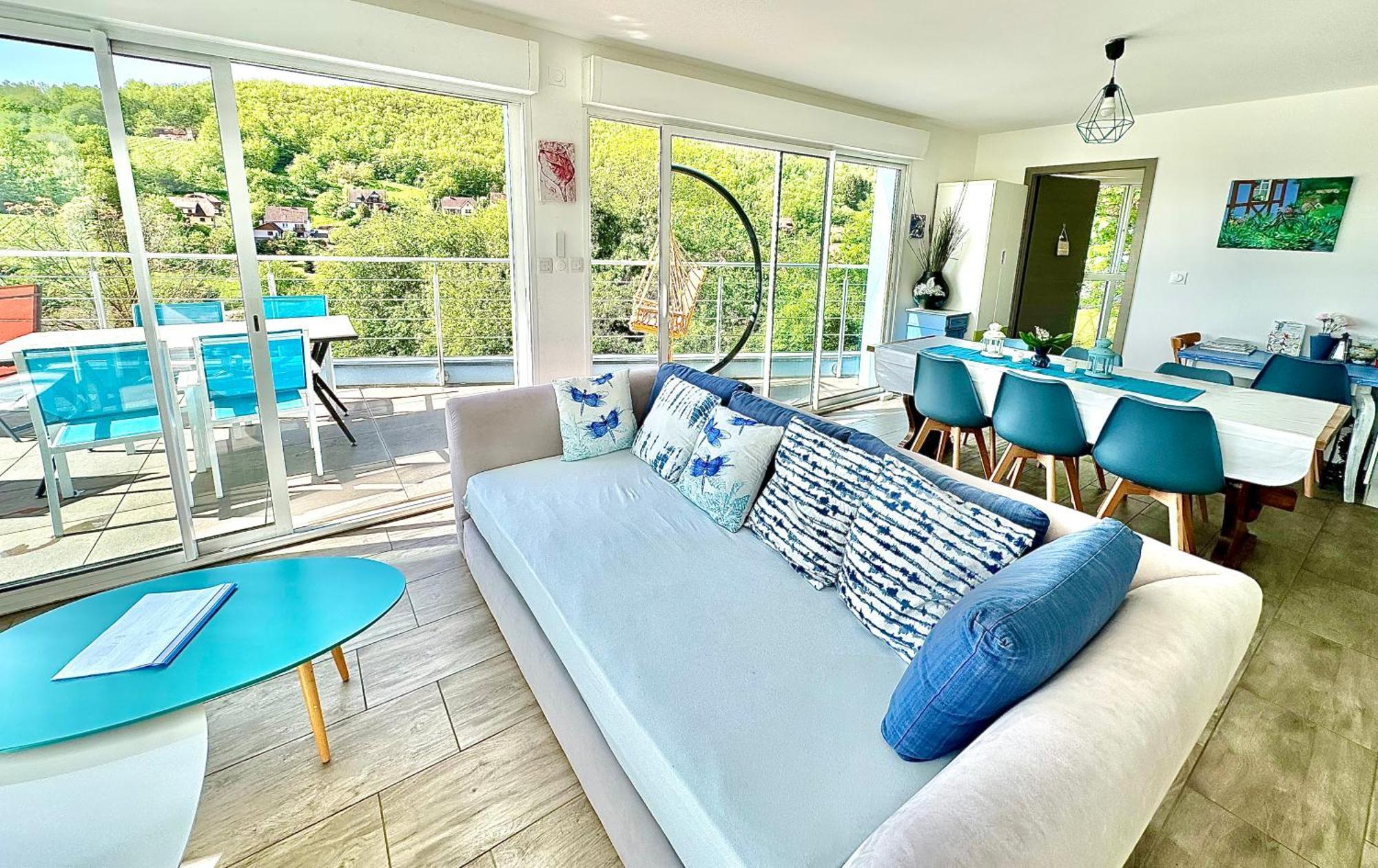 Janea Big Blue House Apartment Reichsfeld ภายนอก รูปภาพ