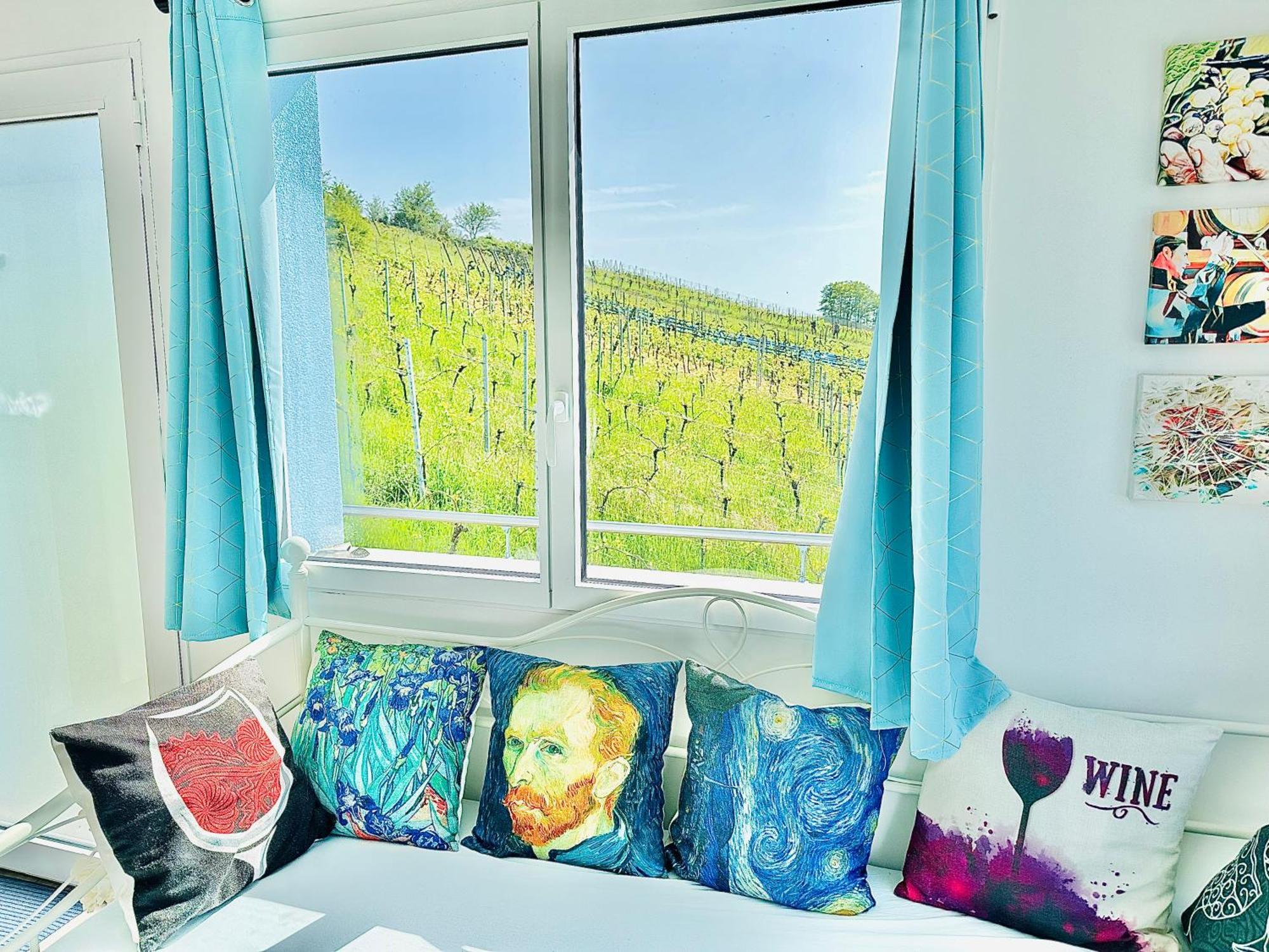 Janea Big Blue House Apartment Reichsfeld ภายนอก รูปภาพ